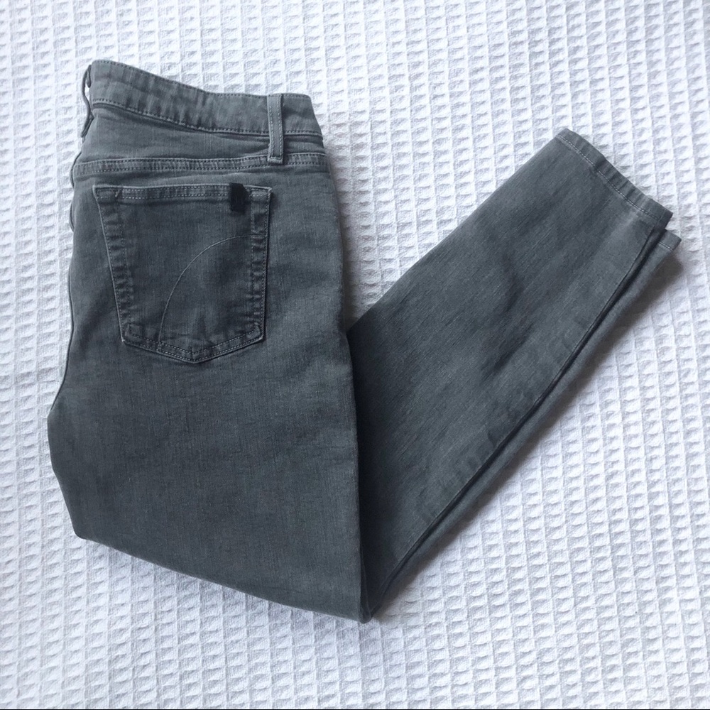 Joe’s Jeans skinny ankle in deep silver size 31